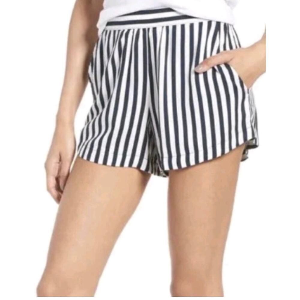 Splendid Blue and White Striped Rayon Shorts – Size Medium – Nautical Boho Style